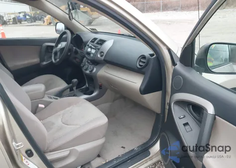 2006 Toyota Rav4 Base V6 из США, поврежденный, VIN JTMBK33V465008805